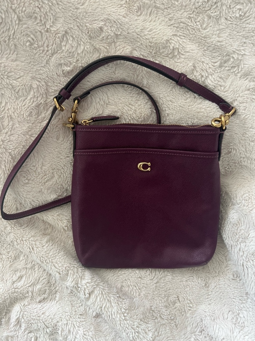 Coach Kitt Messenger Crossbody in Crossgrain Leather